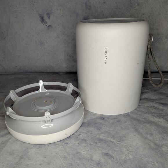 Molekule Air Mini - FDA-Cleared Medical Air Purifier with PECO Technology - Picture 10 of 10